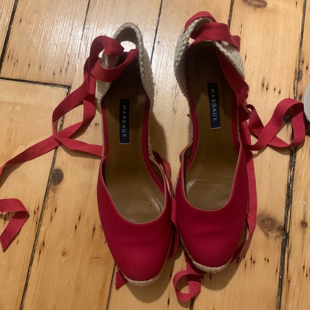 Margaux espadrille (red) size 9